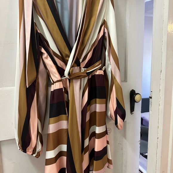 Sheike size 12 stripe dress long sleeve - Picture 2 of 2